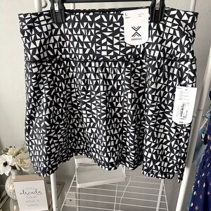 NWT: Xersion Pleated Skort Woman Large Athletic Skirt/Shorts Quick Dri